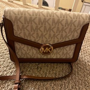 Michael Kors purse